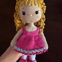 Bambola amigurumi