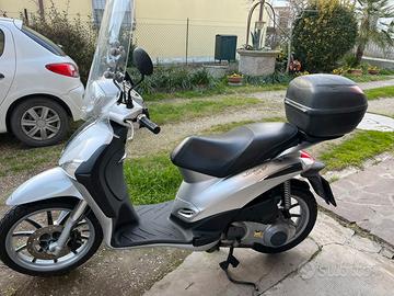 Liberty 125 anno 2011