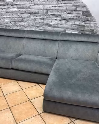 Divano letto Poltrone e Sofà – Montecchio
