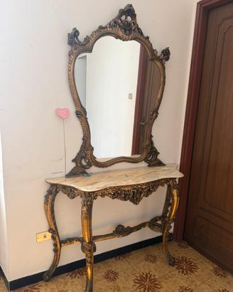 Antica consolle con specchio