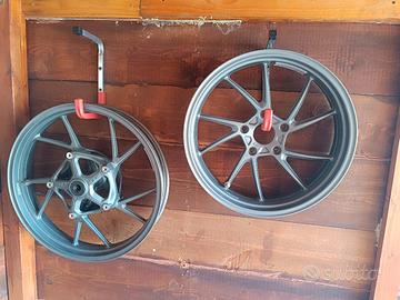 coppia cerchi originali BMW per GS 1200 Lc