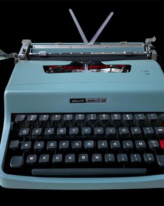 Olivetti Lettera 32 +custodia”Perfetta “del 1970