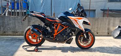 Ktm 1290 Superduke GT