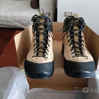 SCARPONI GARMONT VETTA GTX 42,5