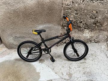 bicicletta BMX