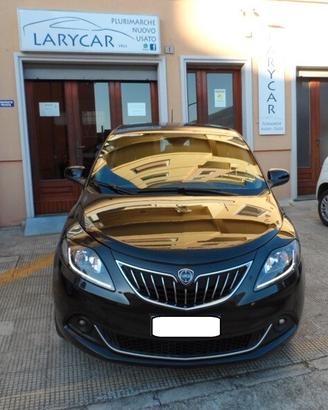 Lancia Ypsilon 1.0 FireFly 70CV Hybrid Gold