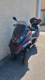 piaggio mp3 250