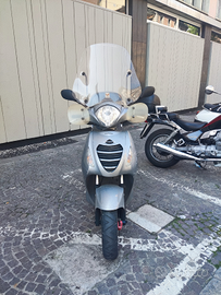 Scooter PS125