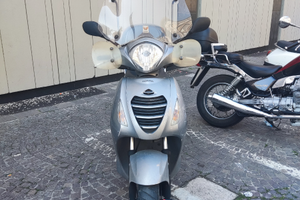 Scooter PS125