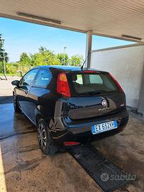 Fiat Punto 1.3 Multijet 75cv 3 porte – ok neopaten