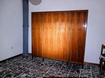 Armadio vintage 4 ante in legno lucido