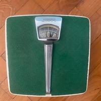 Modernariato: bilancia pesapersone Stube