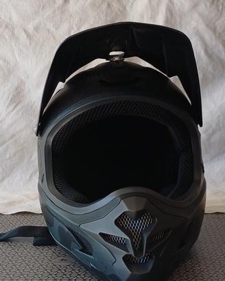 Casco integrale Bluegrass Intox - Black Camo".