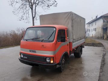 Camion Iveco 40/35