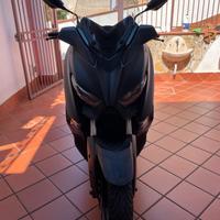 Yamaha X-Max 300 - 2019
