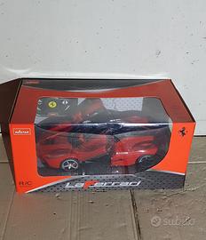 Modellino Auto Ferrari Telecomandata 1/14