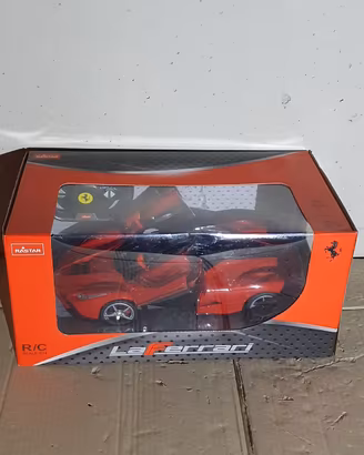 Modellino Auto Ferrari Telecomandata 1/14