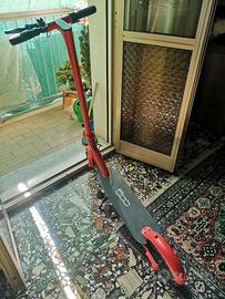 Monopattino Elettrico 10" FIAT 500