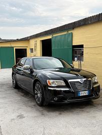 Lancia thema
