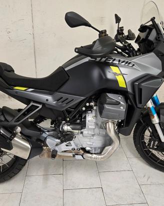 Moto Guzzi Stelvio - 2025
