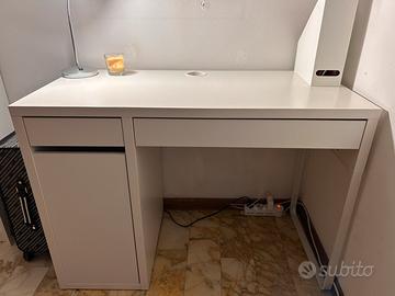 Scrivania ikea