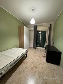 Stanza singola studentessa climatizzata