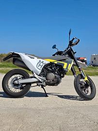Husqvarna 701 Supermoto SM 2020