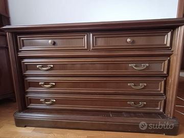 Cassettone e comodini