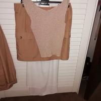 Top colore oro con brillantini