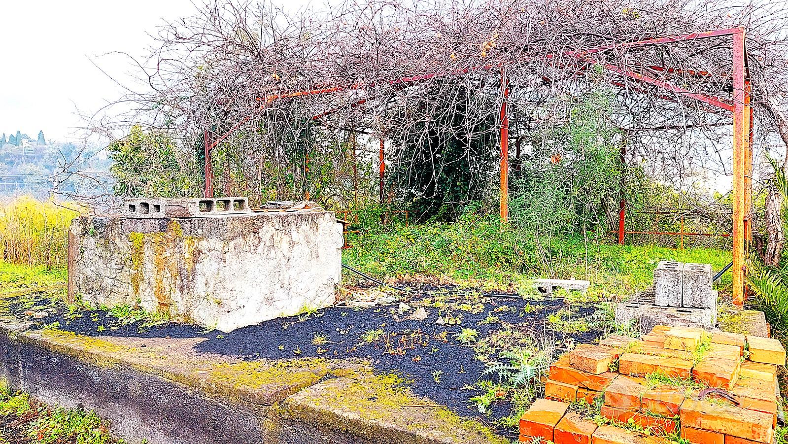 Terreno Agricolo con Ampio Casolare - Vista 5