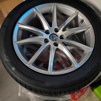 Cerchi 19" e Gomme Invernali Alfa Romeo Stelvio 