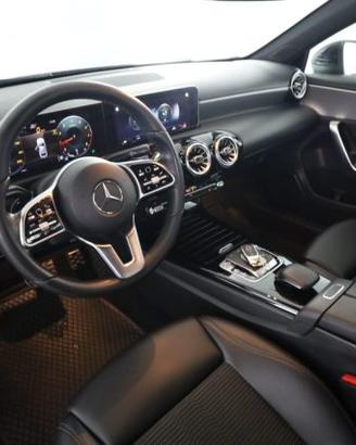 MERCEDES-BENZ A 180 A 200 Automatic 4p. Sport