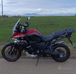 Honda Crosstourer V4 travel edit. Mono Gubellini