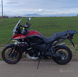Honda Crosstourer V4 travel edit. Mono Gubellini