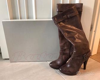 Bata stivaletti outlet stringati