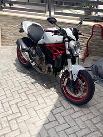 Ducati Monster 821 - 2015