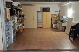 Garage 27 mq con punto acqua - ampio box auto depo