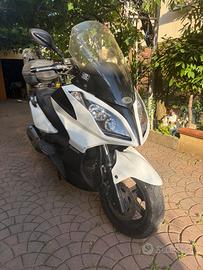 Kymco Downtown 300i