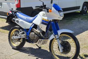 Honda NX650 Dominator