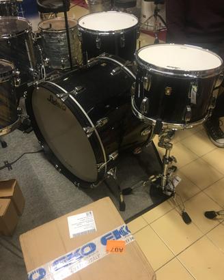 LUDWIG CLASSIC MAPLE BLACK GALAXY