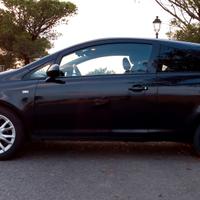 Opel Corsa 4, (perfettamente funzionante)