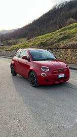 Fiat 500e LA PRIMA 2025
