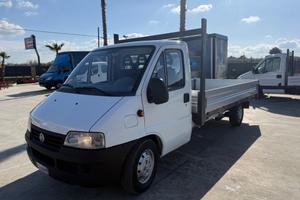 Trattore Fiat ducato cassonato 4 x 220 cm
