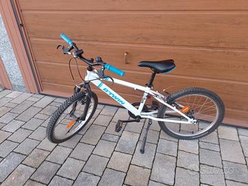 Bicicletta B-Twin Racing Boy 300