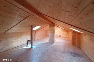 Appartamento a primo piano più mansarda