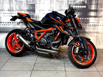 KTM 1290 Super Duke R Evo