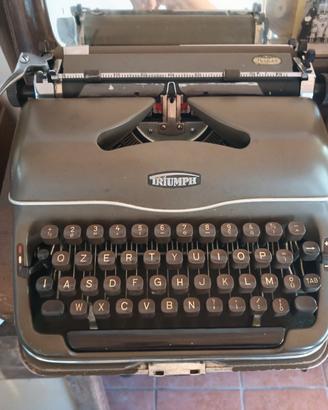 macchina da scrivere vintage 