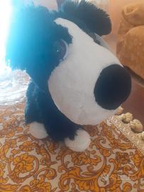 Cagnolino di peluche