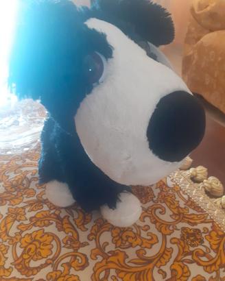 Cagnolino di peluche