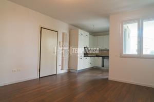 APPARTAMENTO AL PIANO TERRA CON GIARDINO PRIVATO,